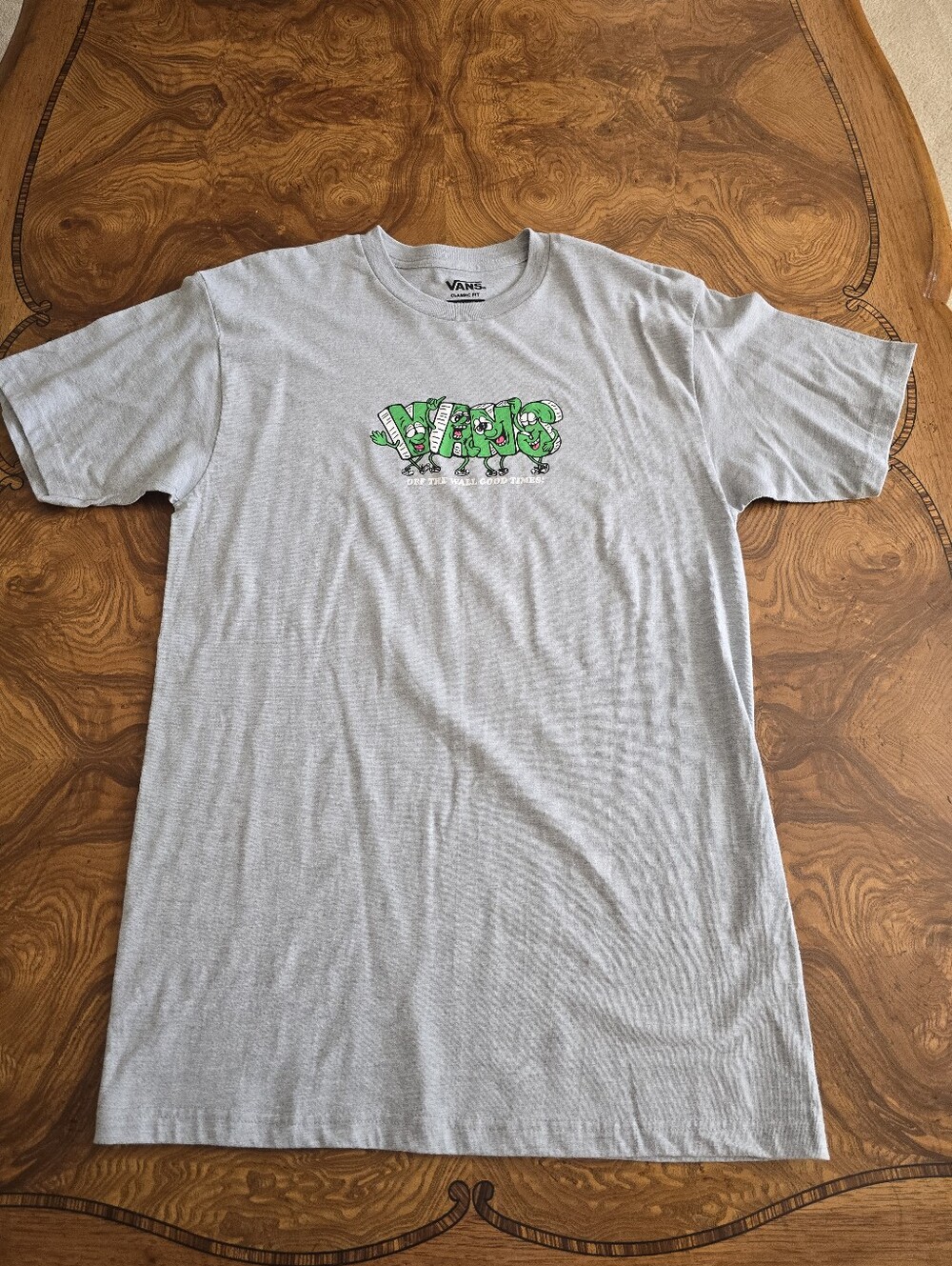 Vans Classic Fit Graphic T-Shirt Mens Size Medium Off The Wall Good Times